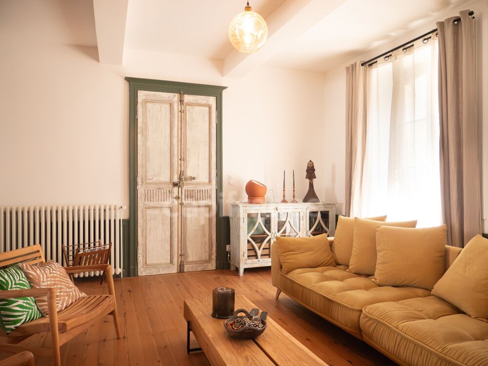 Demeure d'exception au coeur de l'ancienne rue Royale, 6 pièces, 290 m2 avec petit patio (32)