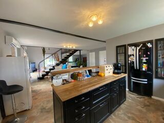  Maison à vendre 11 pièces 280 m²