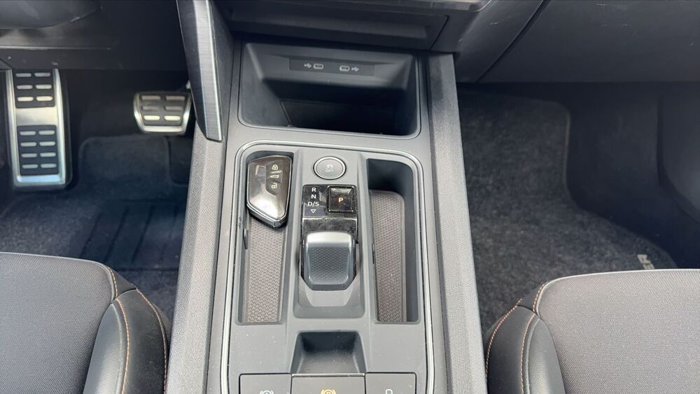 Formentor 1.4 e-HYBRID 245 DSG6 Vz - Automatique 2022 occasion 26000 Valence