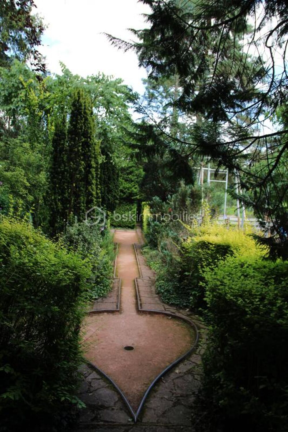  vendre  Proprit/chteau Mzires-sur-Oise (02240)