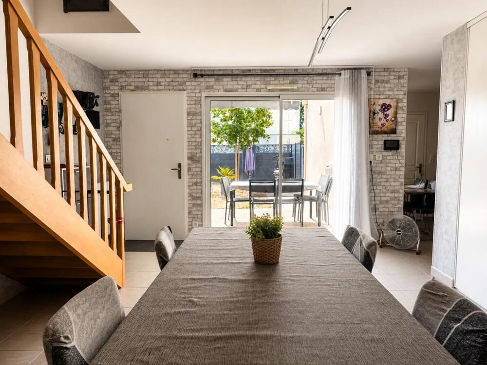Vente Maison Maison pmr de 5 pièces de 96 m² à Trélazé Trelaze