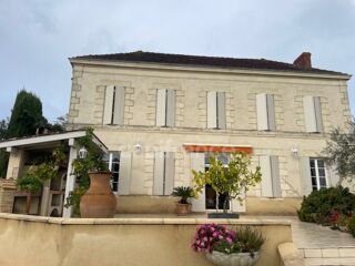  Propri�t�/ch�teau � vendre 7 pi�ces 223 m�