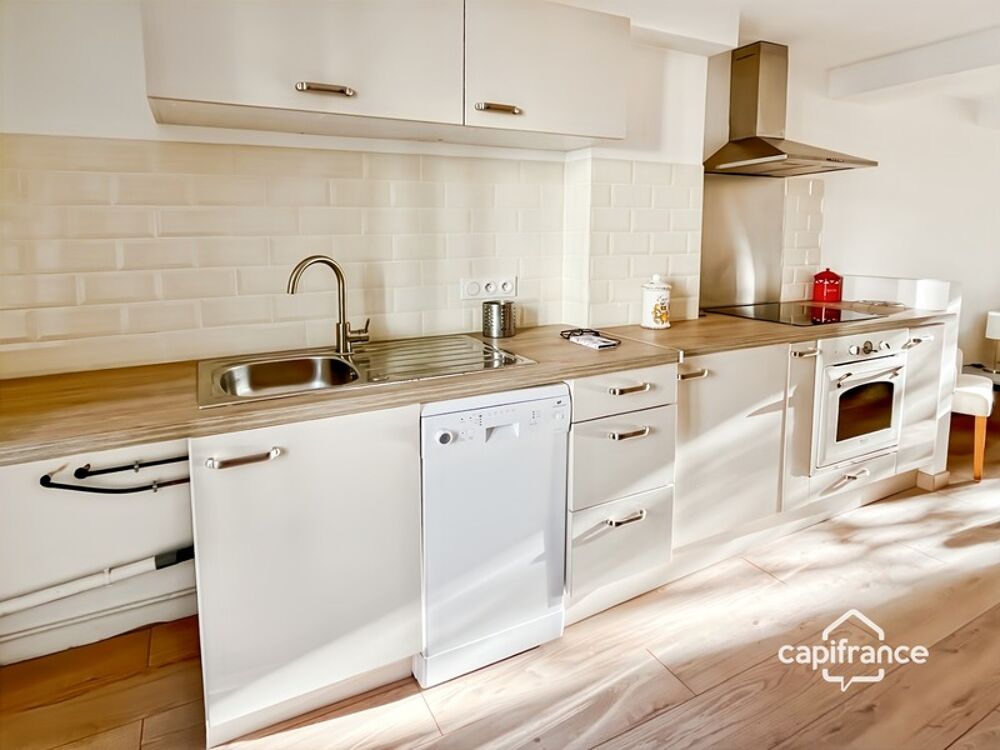Appartement T2 entièrement rénové à BAGNOLS EN FORET (83)