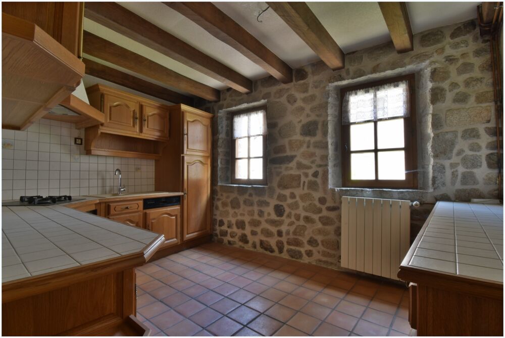 Maison à vendre 4 pièces USSEL (19)