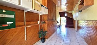  Immeuble à vendre 15 + pièces 358 m²