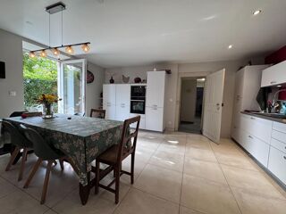  Maison � vendre 6 pi�ces 220 m�