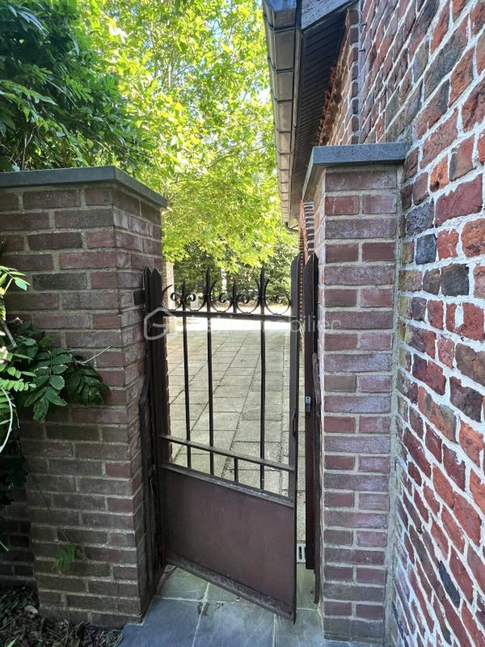 à vendre  Propriété/château Bachy (59830)