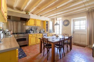 Vente Maison Corps de ferme de caractère – 600 m² habitables – 1 807 m² de terrain Soignolles en brie