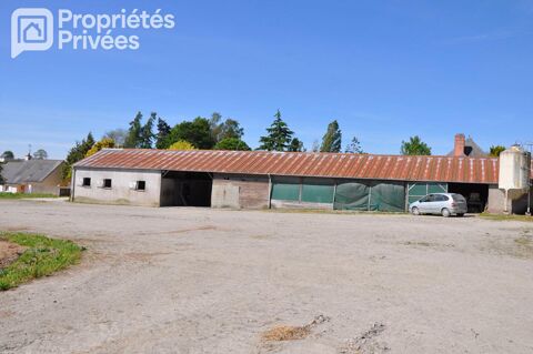 MAYENNE - CENTRE EQUESTRE 7 HECTARES, HANGAR, STUDIO 220000 53230 Cosse le vivien