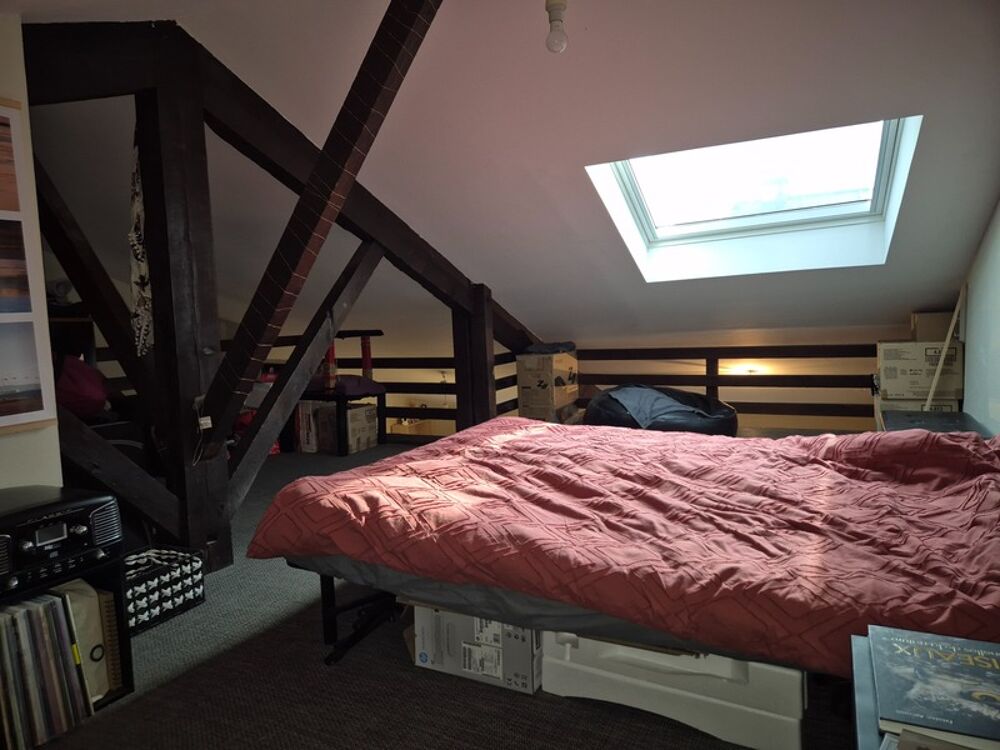 Appartement T2 en résidence sécurisée, face Hôtel de Ville, proche tous commerces et transport