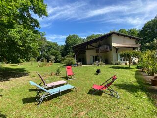  Maison à vendre 9 pièces 330 m²