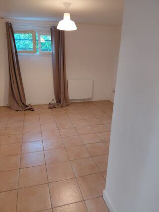  Appartement à louer 2 pièces 36 m²