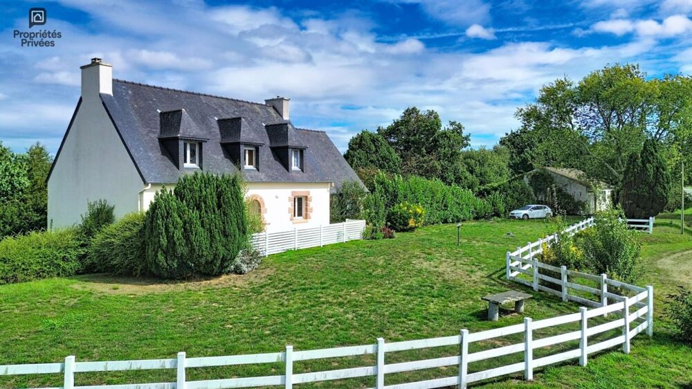 Maison et hangar Lanmeur