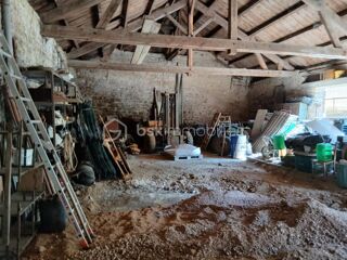  Remise / Grange � vendre 1 pi�ce 179 m� Bourbonne les bains