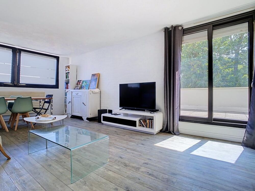 APPARTEMENT EN DUPLEX DANS RESIDENCE SECURISEE, 3 CHAMBRES, TERRASSE, GARAGE
