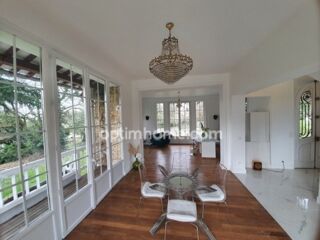  Villa à vendre 8 pièces 220 m²