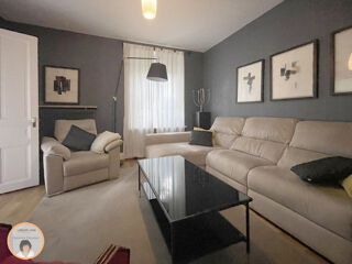  Maison  vendre 10 pices 222 m