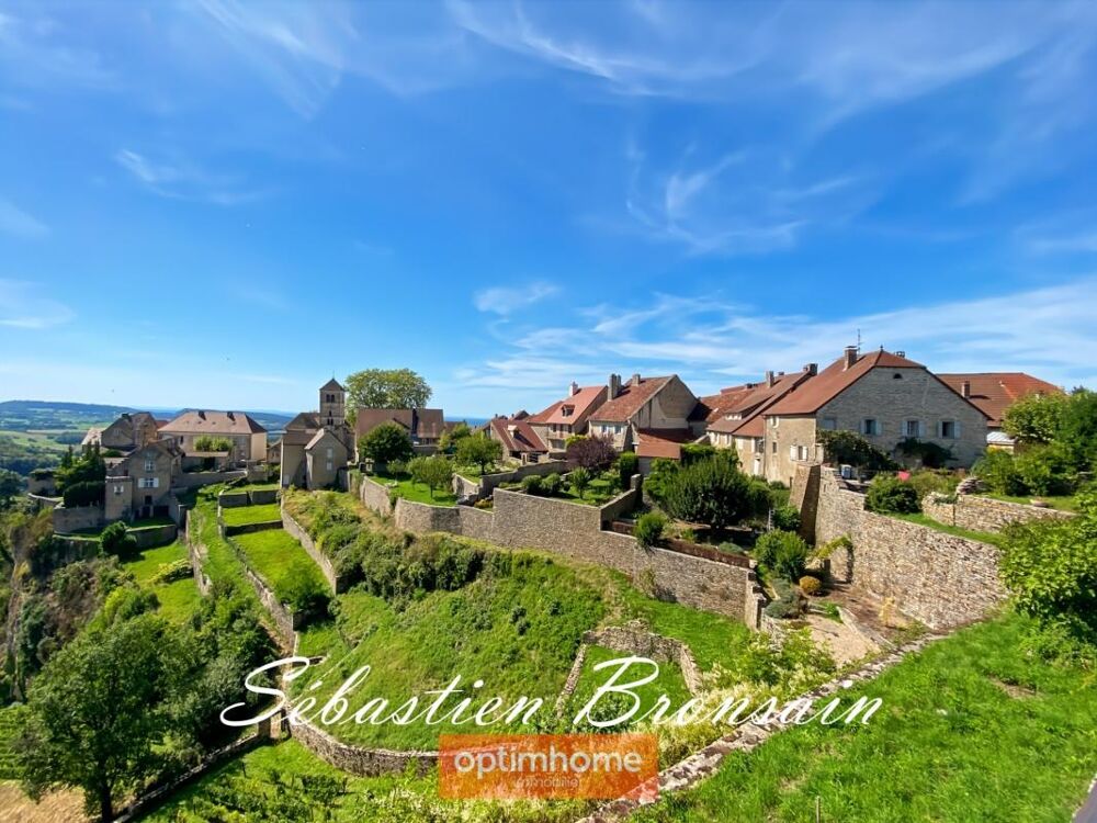 Vente Maison Château-Chalon – Maison de caractère avec vue exceptionnelle sur la vallée Chateau chalon