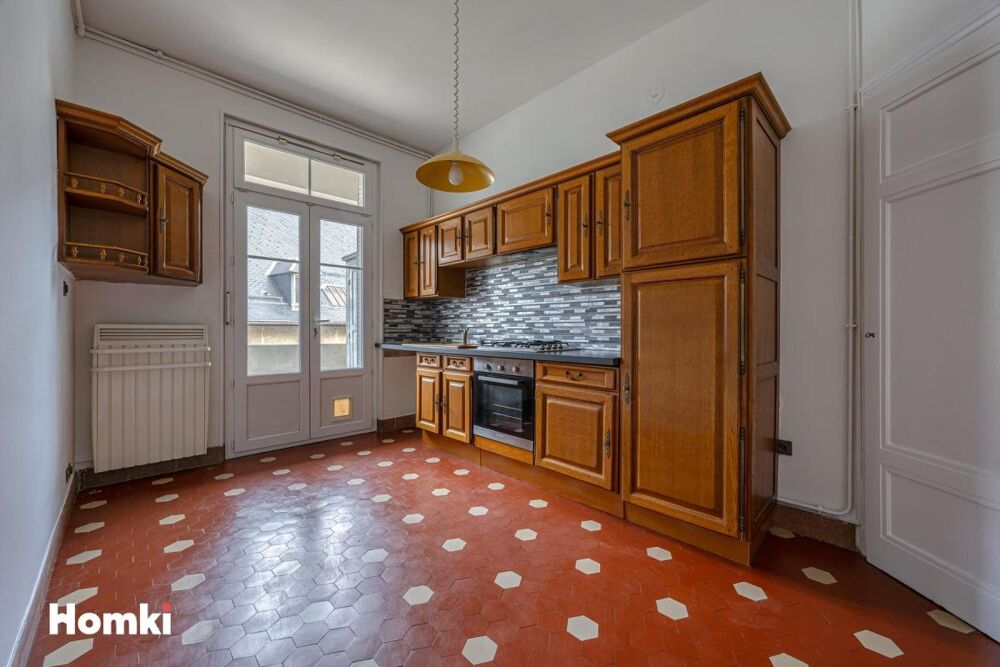 Vente Appartement Chambéry – T3 de caractère avec balcon, vue dégagée, cave et grenier, centre ville, quartier Carré Curial Chambery