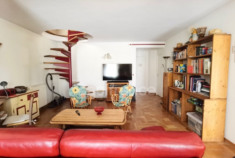 Vente Maison Secteur Uzès, tous commerces, maison familiale de 135 m², 4 chambres, garage, terrain Uzes
