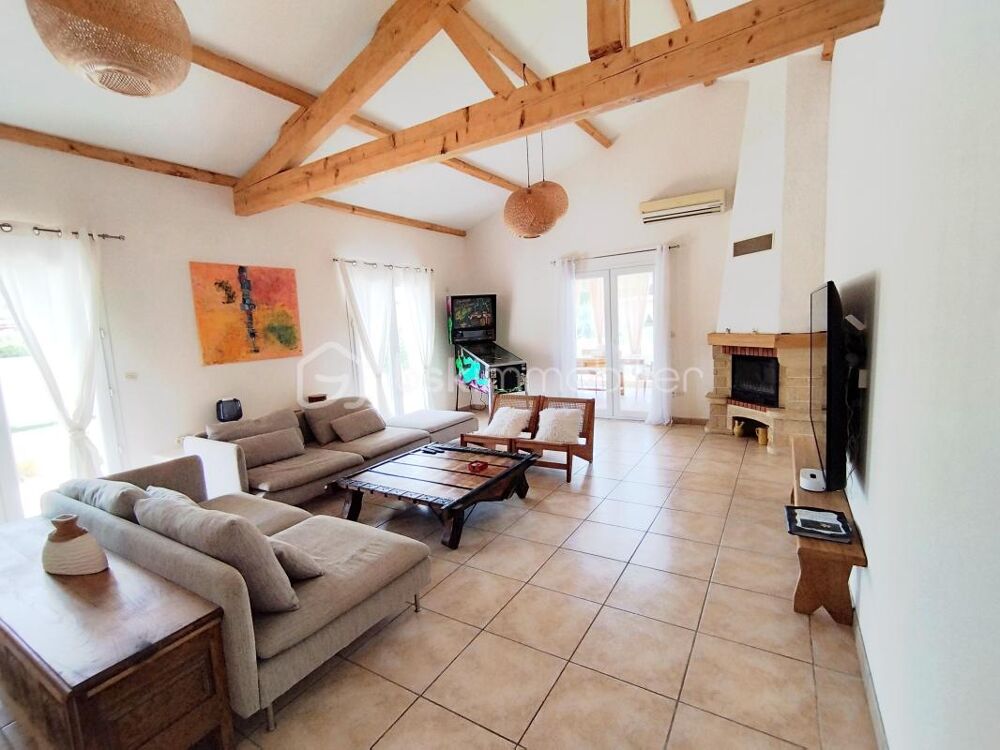 Vente Villa Villa avec un appartement sur 2000 m² de terrain Plaissan