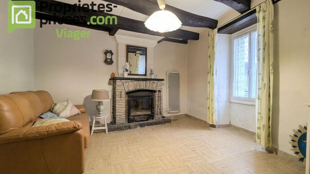 Maison de pays Antogny Le Tillac.Vente à termes libre