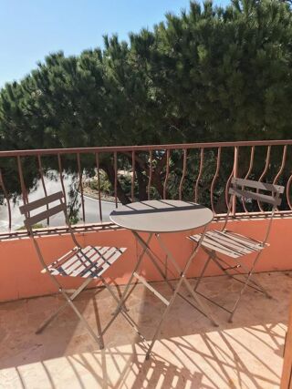  Appartement à louer 1 pièce 33 m²