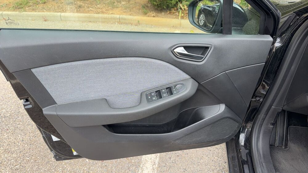 Clio 1.0 TCe 90.0 Techno - Entretien constructeur 2023 occasion 06800 Cagnes Sur Mer