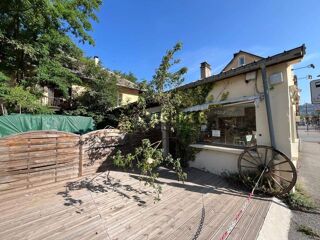  Immeuble � vendre 228 m�