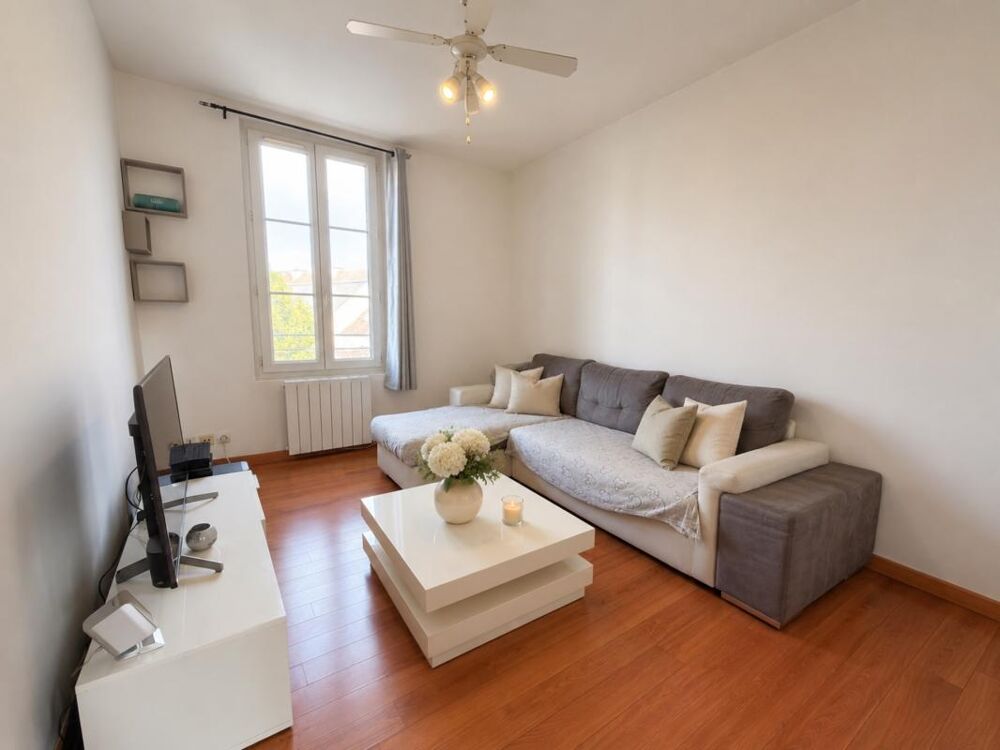 APPARTEMENT T2 À VENDRE À CREIL CENTRE  32 M² AVEC GARAGE, TRES PROCHE GARE