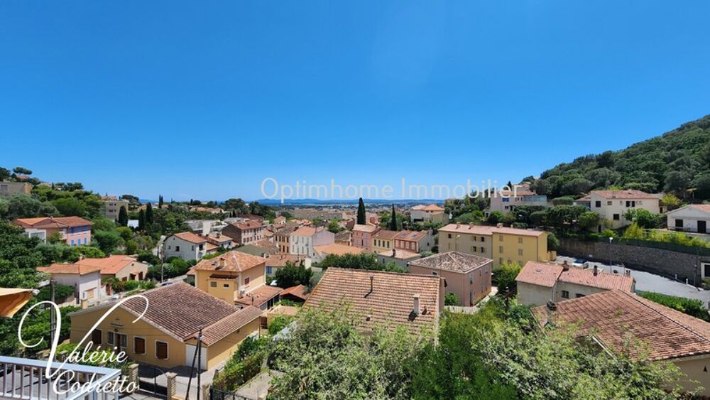 Appartement T3 dernier étage avec vue mer à Hyères  Deux terrasses, parking et cave 83400