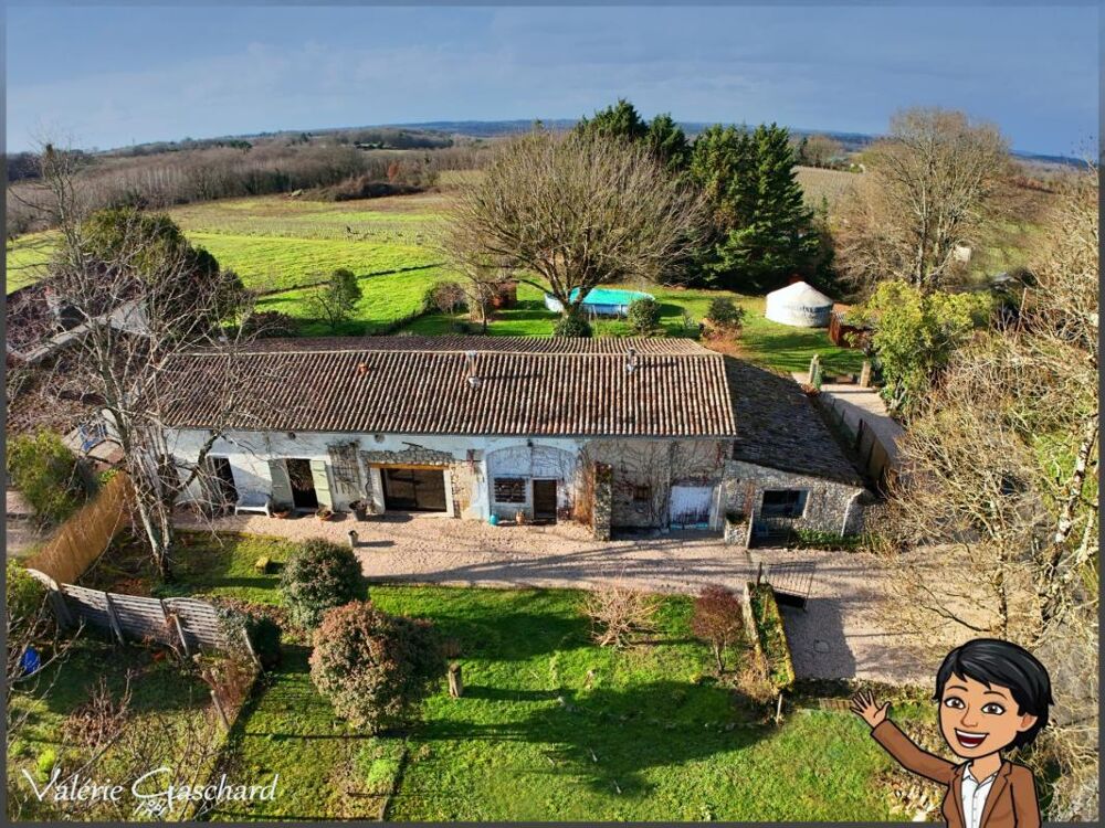 Maison 6 pièces 250 m² · à Montcaret · 250 m² · 252 000 €
