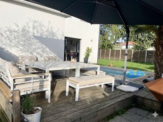  Maison à vendre 10 pièces 164 m²
