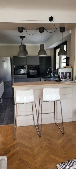  Appartement à louer 3 pièces 90 m²