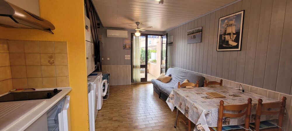 Narbonne Plage ? Pavillon T3 meublé à 400 m de la plage avec terrasse, climatisation et parking privatif