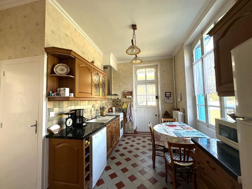 Charmante maison des années 50 situé à Veuil