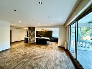  Appartement � vendre 5 pi�ces 180 m�