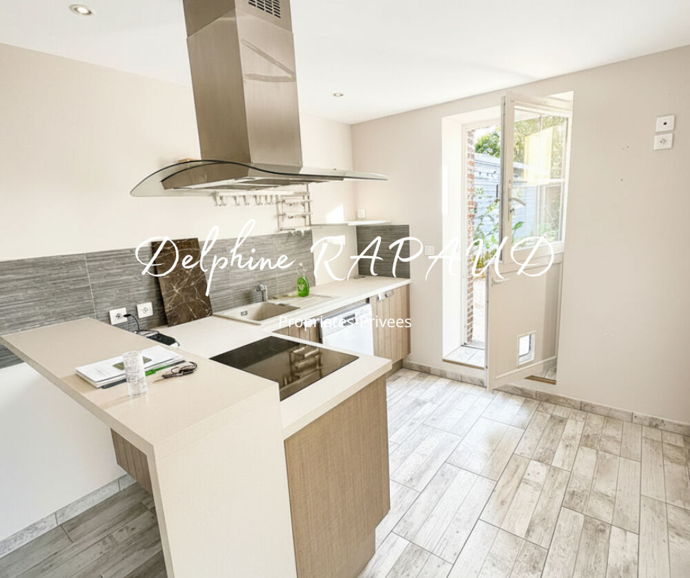 EXCLUSIVITÉ Maison en pierre 3 chambres avec studio indépendant et grange
