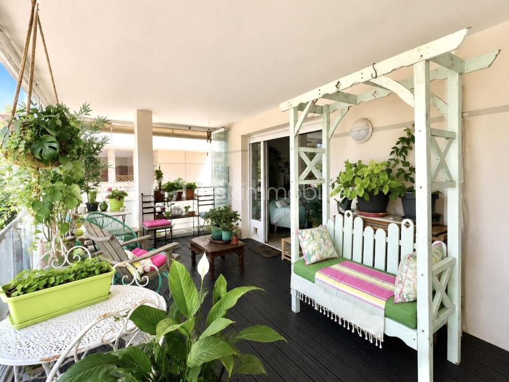 AURIBEAU-SUR-SIAGNE  3 PIÈCES AVEC TERRASSE DE 19 M², CLIMATISATION ET PARKING