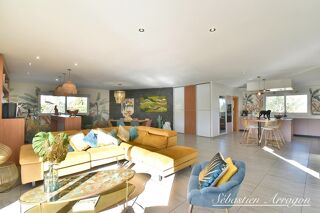  Maison � vendre 5 pi�ces 195 m�