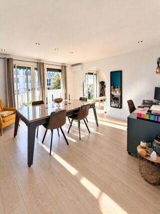 Vente Appartement Toulon Est - T3/T4 - Place de parking - cave Toulon