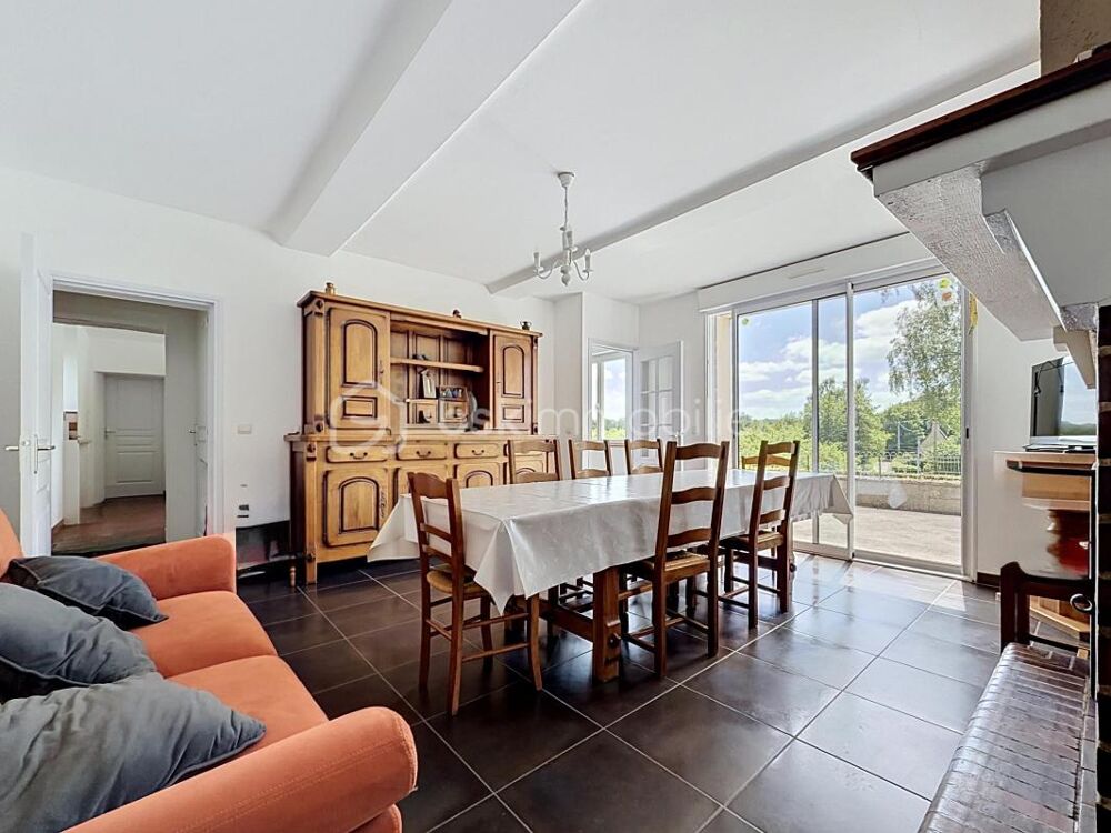 Propriété avec dépendances en pierre sur une parcelle de 15000 m2