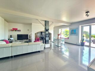  Maison à vendre 8 pièces 245 m²