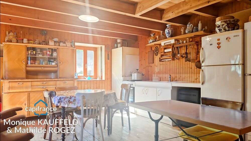 Maison à vendre 4 pièces OLLIERGUES (63) avec jardin, grange et cave