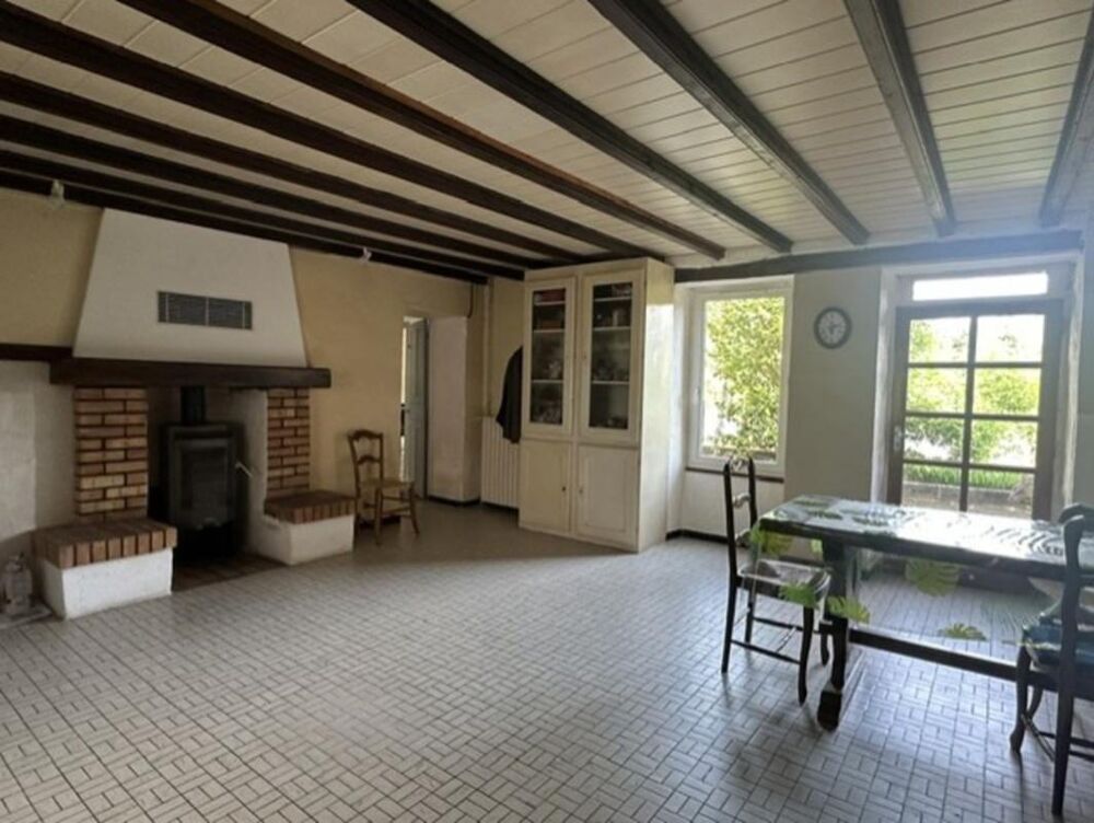 Aubigny-Les Clouzeaux, maison en pierre 212 m² charme champêtre avec env. 5900 m² de parc