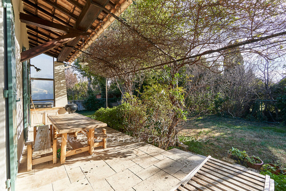 � vendre  Maison Eygui�res (13430)