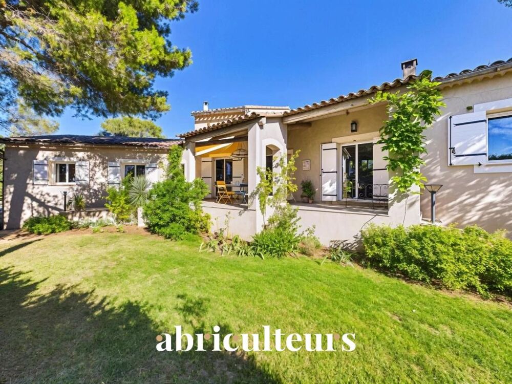 Maison 5 pièces 155 m² · à Cheval Blanc · 155 m² · 770 000 €