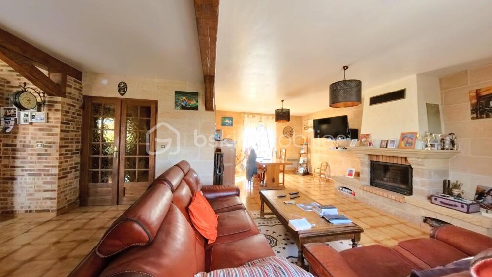 Maison familiale rustique avec grand sous-sol et garage  Livry-Gargan