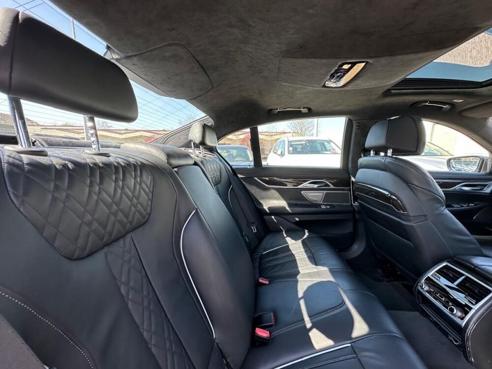 S&eacute;rie 7 (G11) 740E IPERFORMANCE 326 EXCLUSIVE 2019 occasion 78240 Chambourcy