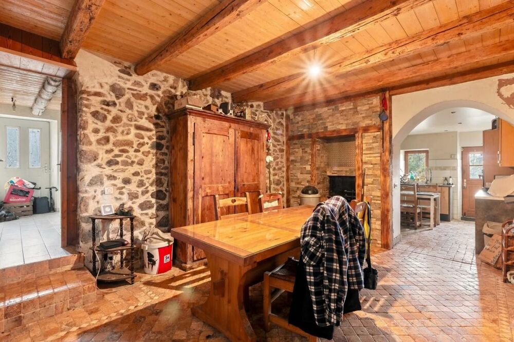 Vente Maison Maison de 7 pièces de 169 m² à Reignier-Ésery Reignier esery